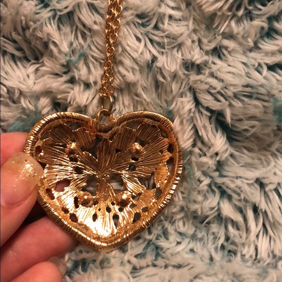 Necklace - Picture 3 of 4